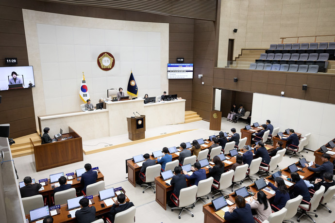 지난 14일 개최된 용인특례시의회제292회 임시회 제2차 본회의 모습. 사진=용인시의회