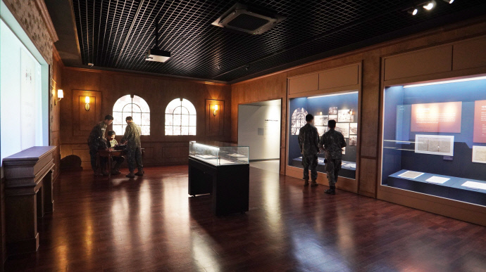 화성시독립운동기념관 전시장. 유승혜