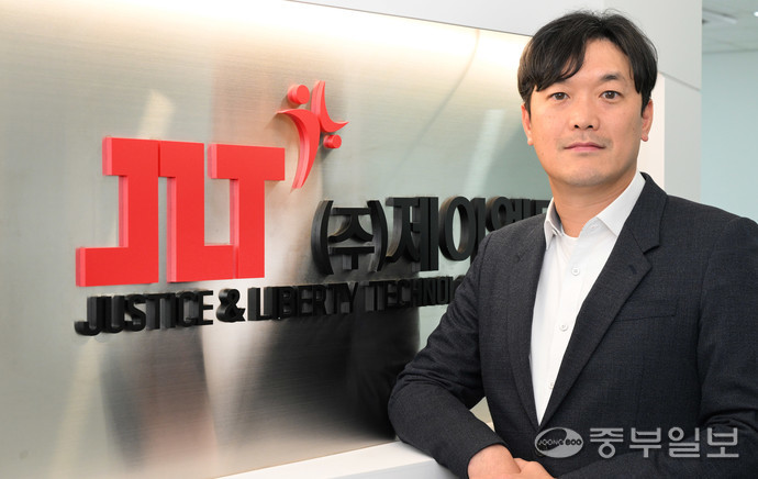 정현우 ㈜제이엘티 대표이사 "기술 개발은 자유로운 사고방식에서 나옵... - 뉴스 썸네일 이미지