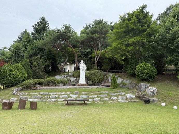 어농성지 성모동산의 모습. 김지영