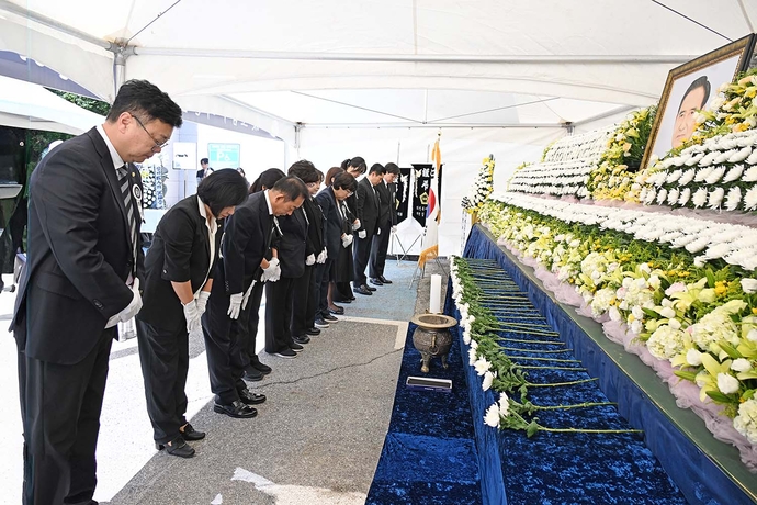 11일 의정부시의회에서 고 오범구 의정부시의원 영결식이 열리고 있다. 사진=의정부시의회