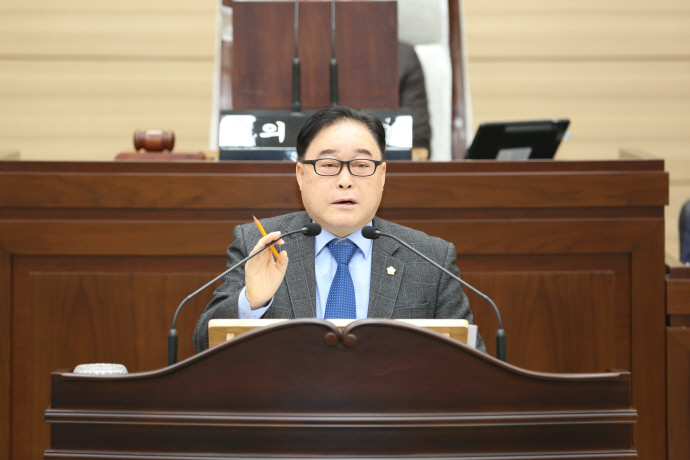 김춘수 인천 서구의원. 사진=서구의회