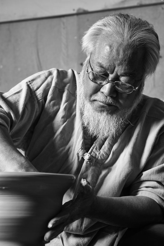 대한민국 명장으로 경기도 무형유산 사기장(백자)인 서광수 명장이 ‘2025년도 이천시 문화상’을 수상했다.사진=이천시청