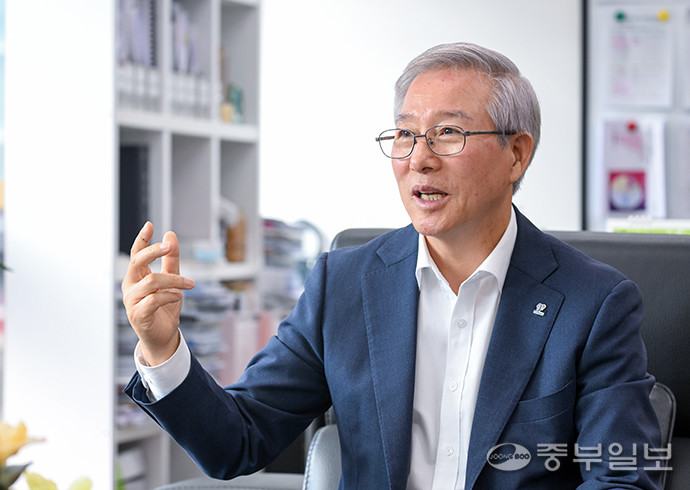 이병균 한국잡월드 이사장