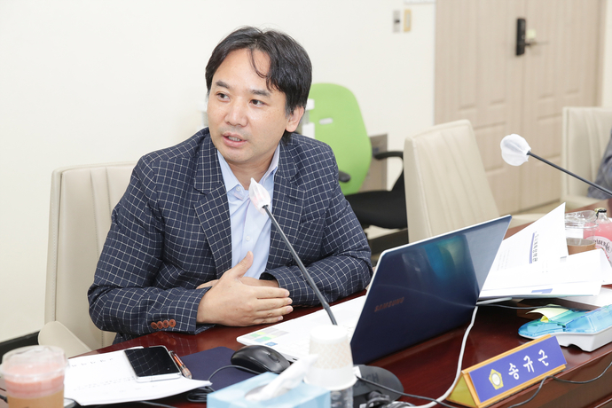 송규근 의원이 지난 14일 열린 2025년도 보건소 행정사무감사에서 발언하고 있다. 사진=표명구기자