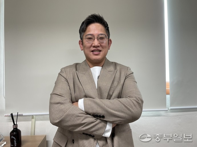 이덕호 행복한마을이야기공동체 대표 활동가. 김이래기자