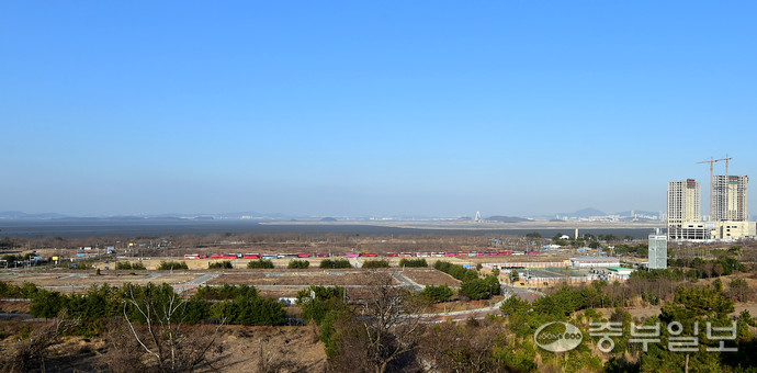 3년 넘게 공사가 중단된 인천 영종국제도시 미단시티 전경. 정선식기자