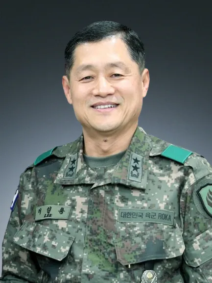 이일용 중장