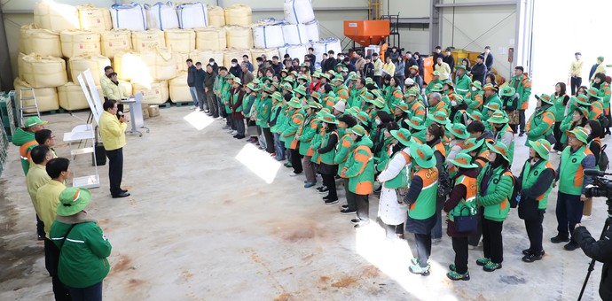 안양시는 19일 겨울철 폭설에 대비해 민관 협력 제설 준비사항 사전 점검을 실시했다. 사진=안양시