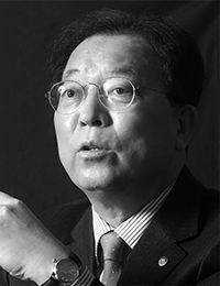 [홍승표의 세상만사] 적토마처럼 비범하게 - 뉴스 썸네일 이미지