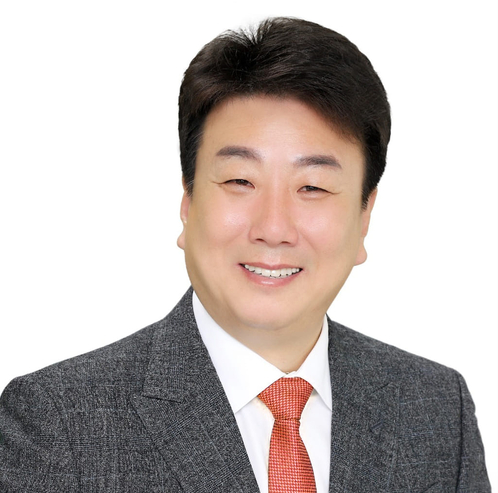 [6·3 지방선거 이모저모] 김영기 여주FC 단장, 시의원 '3수 도전' 승부... - 뉴스 썸네일 이미지