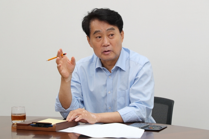 [6·3 지방선거 이모저모] 하은호 군포시장 예비후보 "청년이 머무는 도... - 뉴스 썸네일 이미지