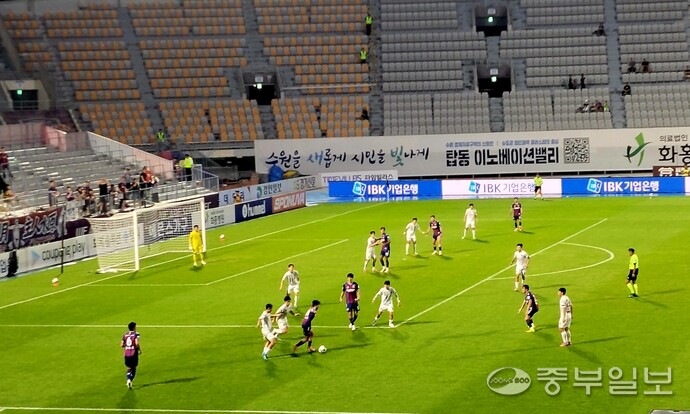 수원FC, 평창 유나이티드 FC 꺾고 코리아컵 3라운드 진출...하정우 멀티골 대활약