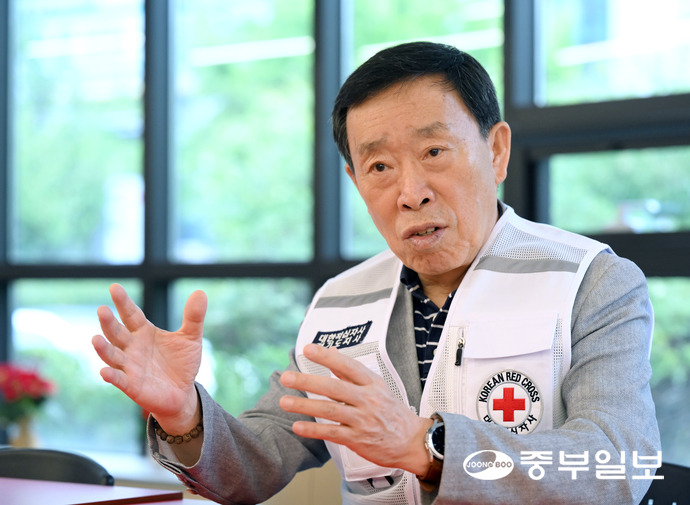 제종길 대한적십자사 경기도지사 회장. 노민규기자
