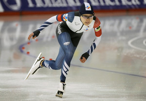 의정부시청 <b>김민선</b>, 빙속 <b>스프린트</b> 세계선수권 <b>500ｍ</b> 2위…종합 6위
