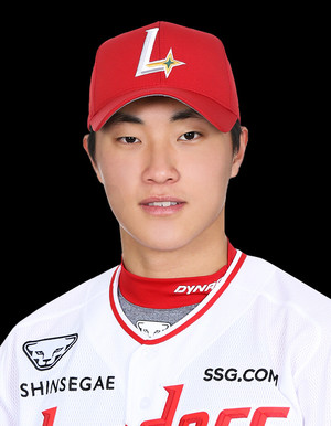 SSG <b>박지환</b>, 왼손 중수골 미세<b>골절</b>…엔트리서 제외